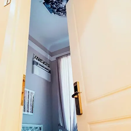 Cua בית הארחה 4*