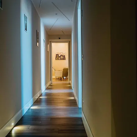 Cua 4*