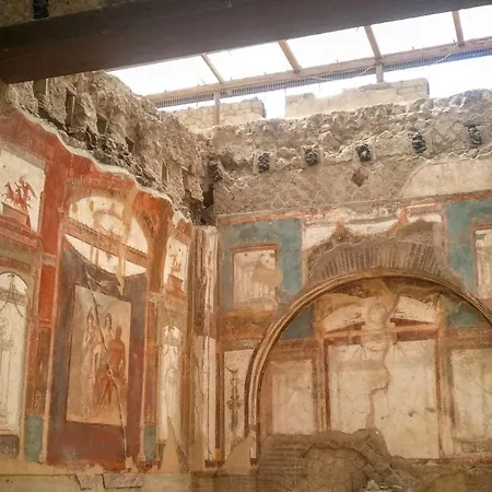 بيت ضيافة Cua 4*